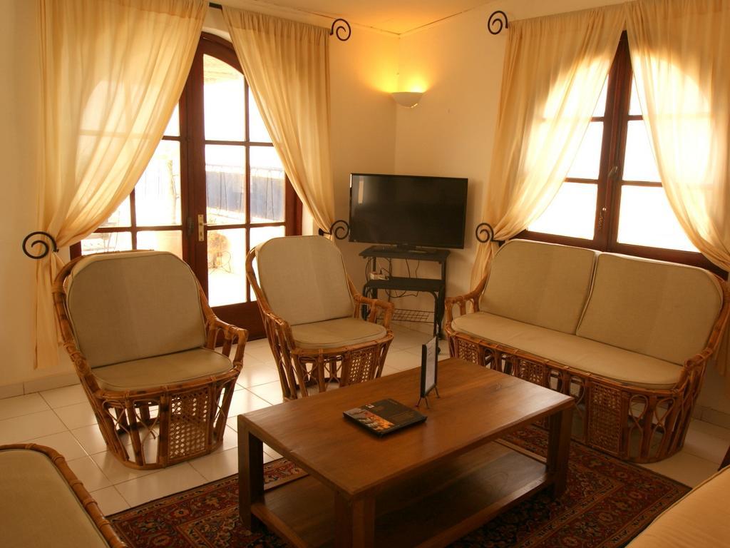 Hotel La Residence Сен-Луи Экстерьер фото